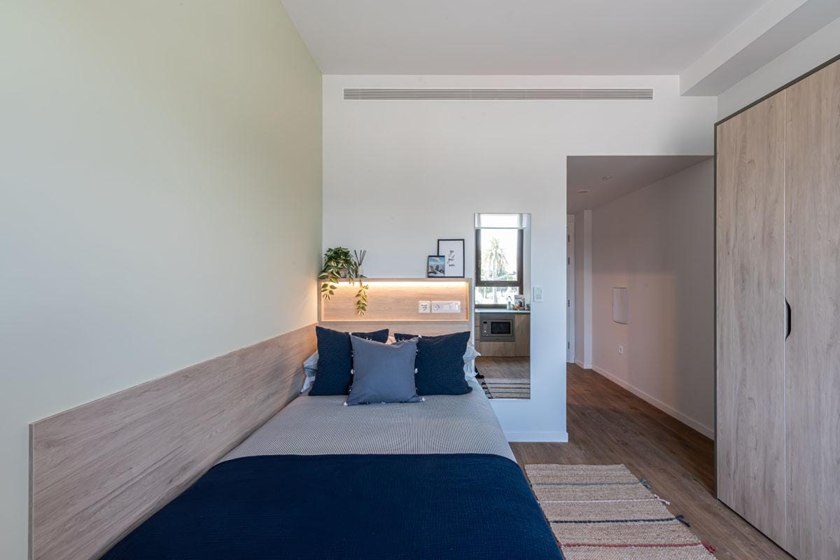 Classic Plus Studio 7