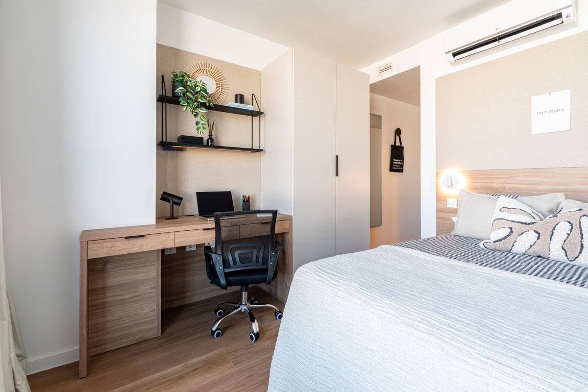 Premium Room (4-Bed) 21