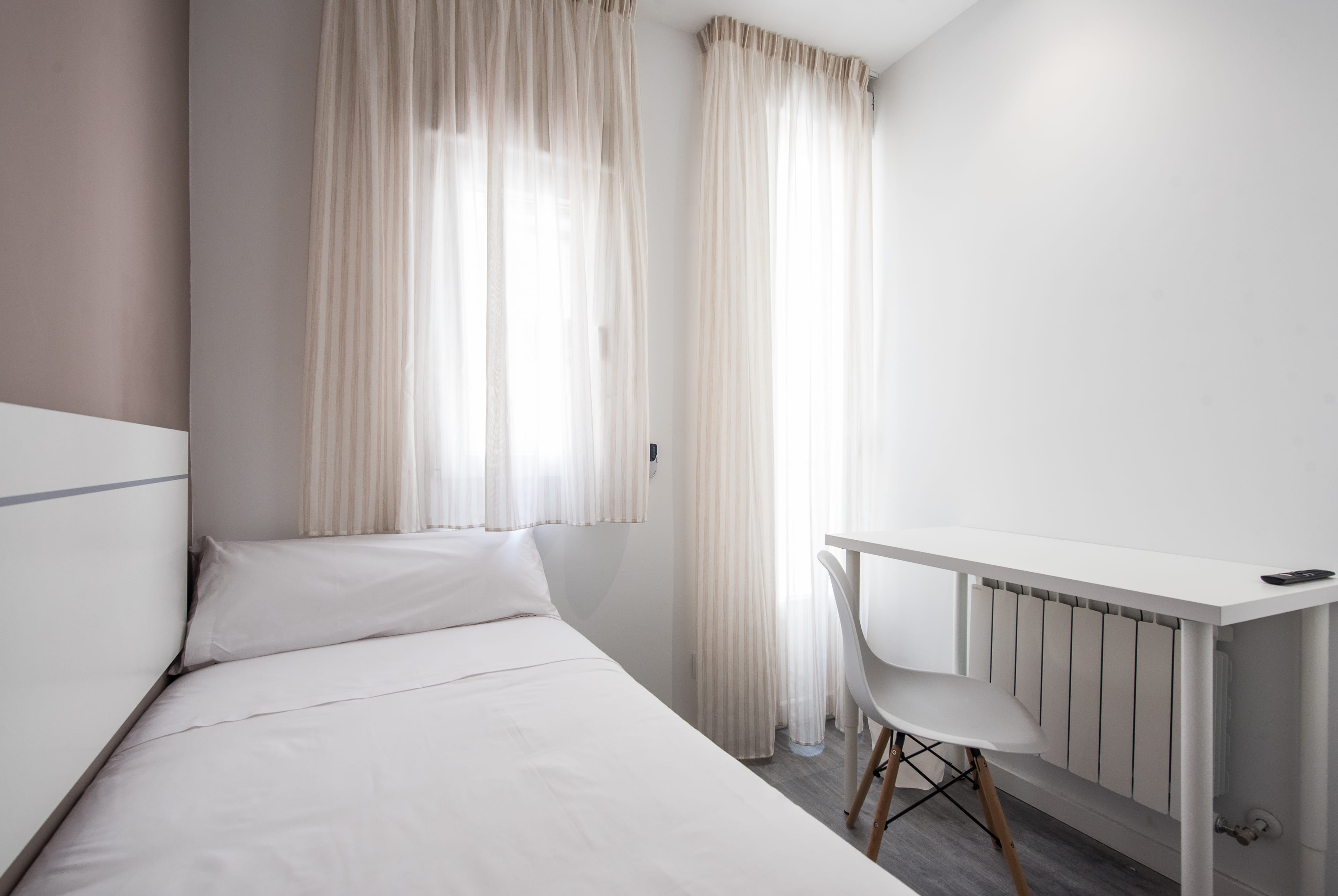 Hileras, Room 16, Madrid