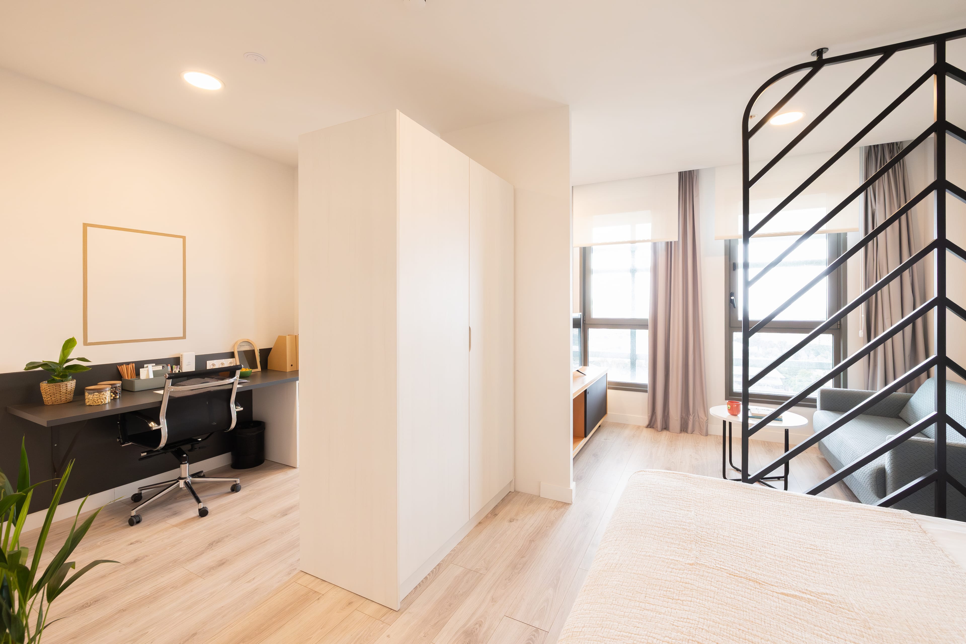 Studio Premium with kitchen Unit 5