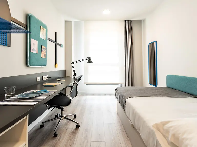 Single Standard with Kitchen Unit 5