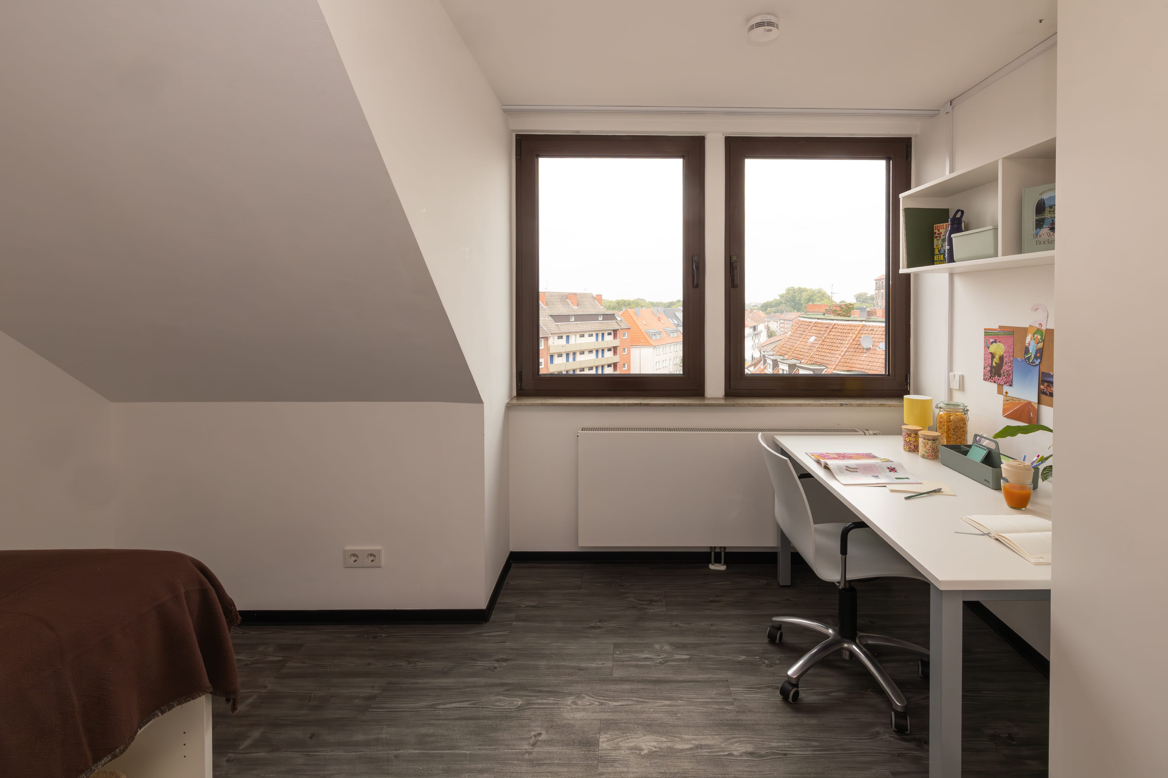 Studio XL WG Bronze Unit 5