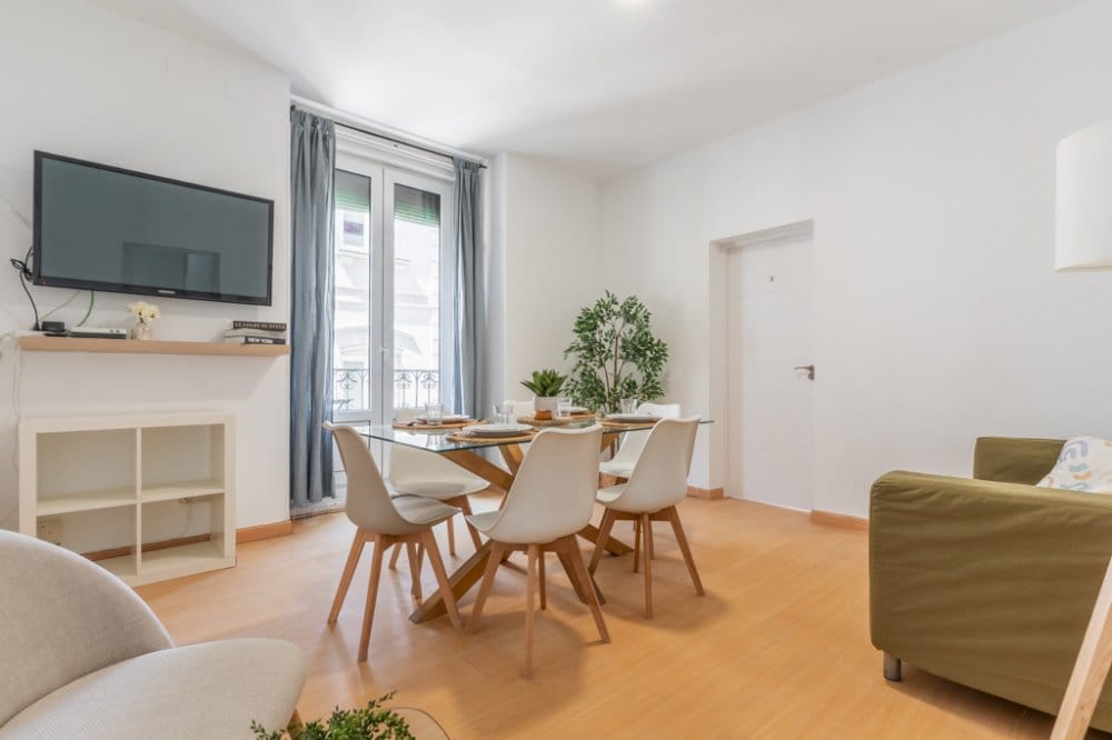 Large flat in Bailén Street