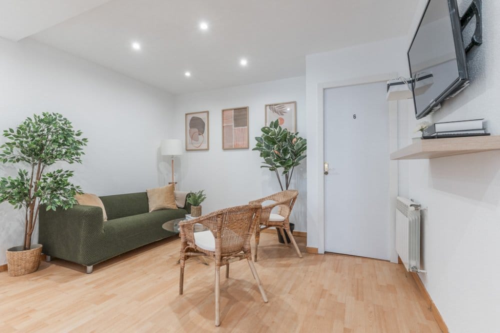 Modern flat in Bailén Street