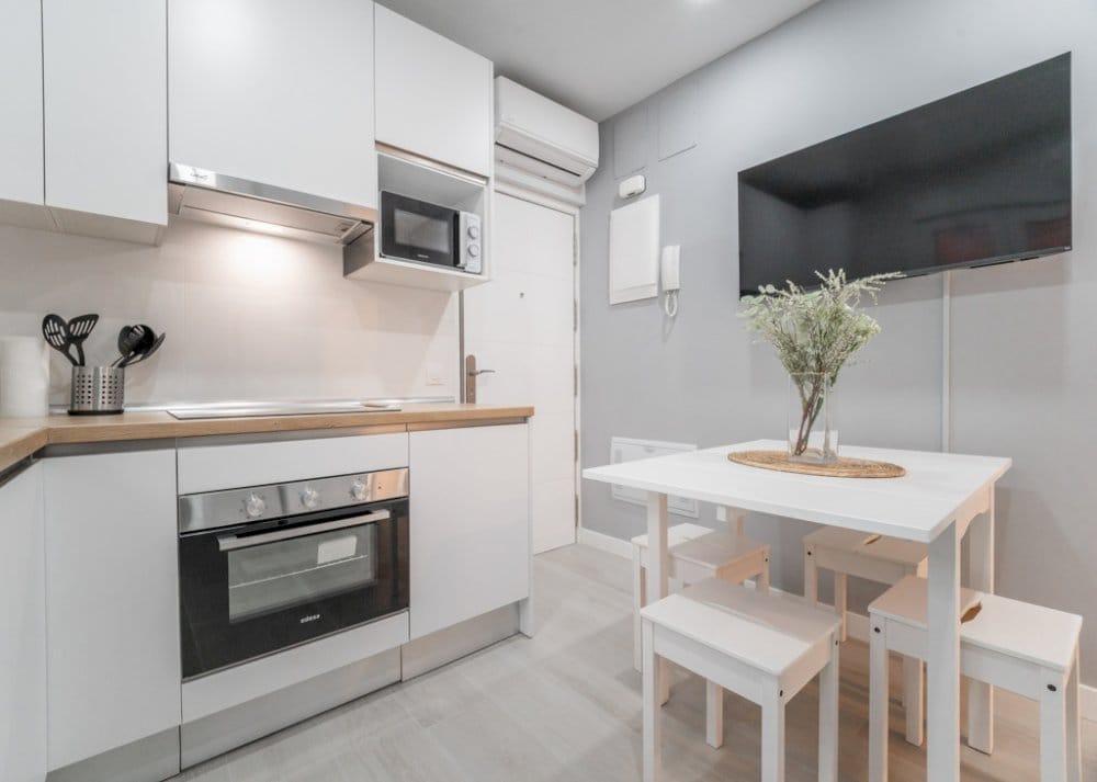 Modern flat in Ganges Street