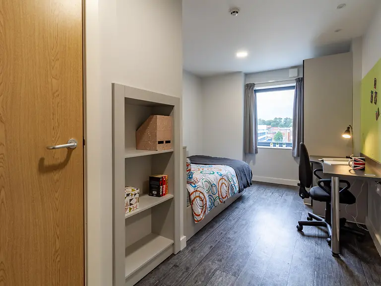 Premium Ensuite Unit 5