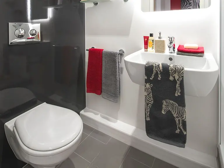 Classic Studio Unit 5