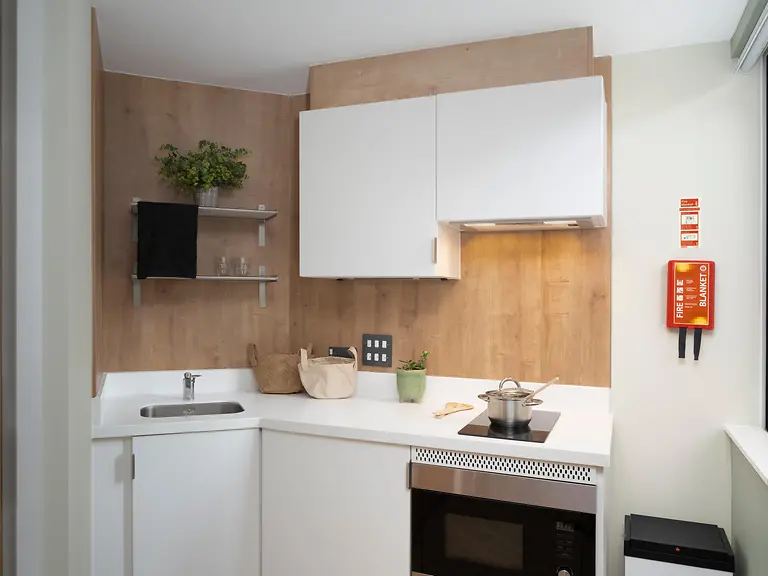 Large Double Studio Unit 5