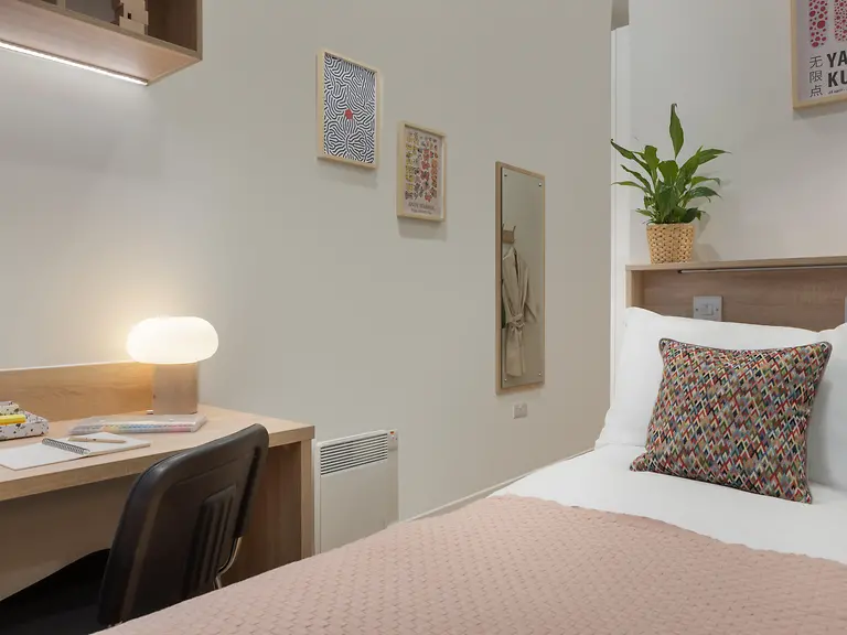 Classic Ensuite Unit 5