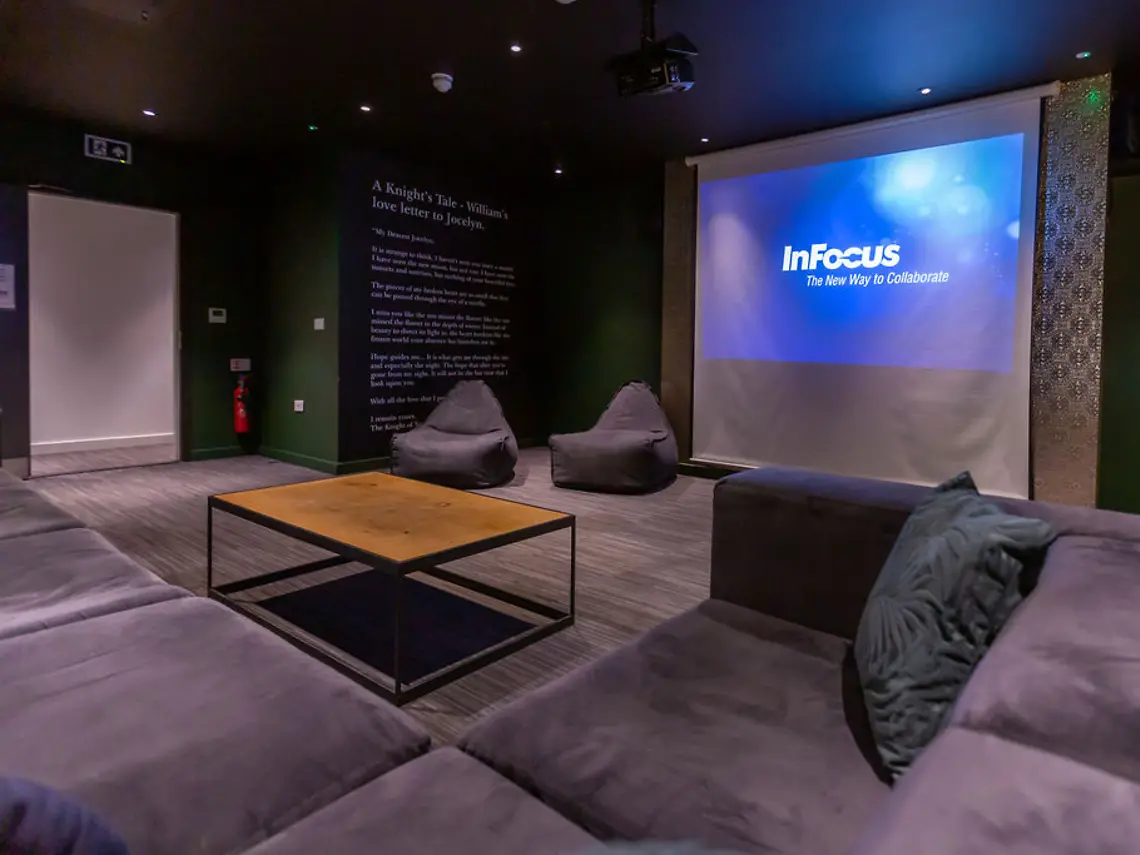 Canterbury Student Manor