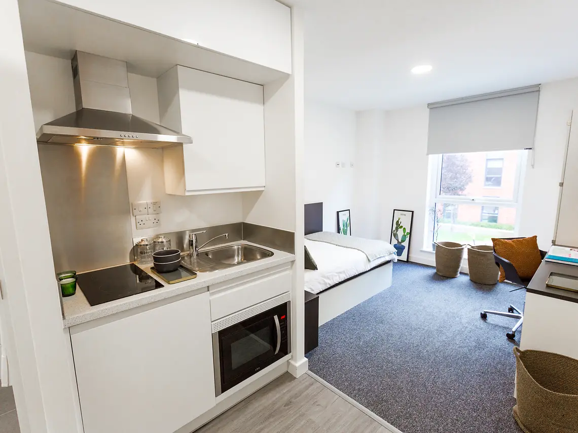 Classic Studio Unit 5