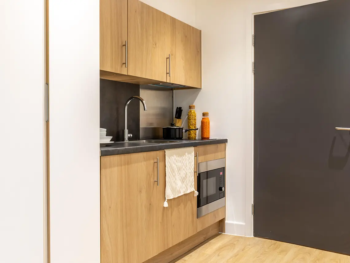 Ground Floor Premier Studio Unit 5