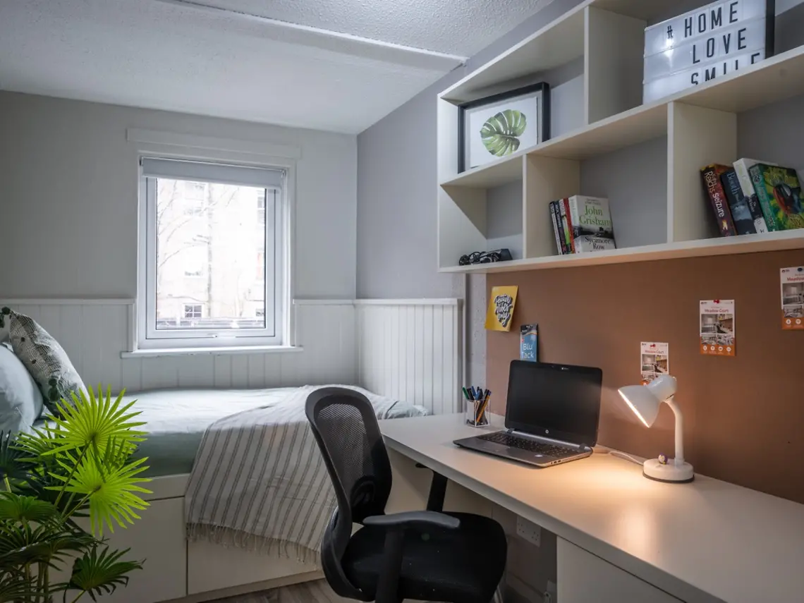 4 Bed Standard Unit 5