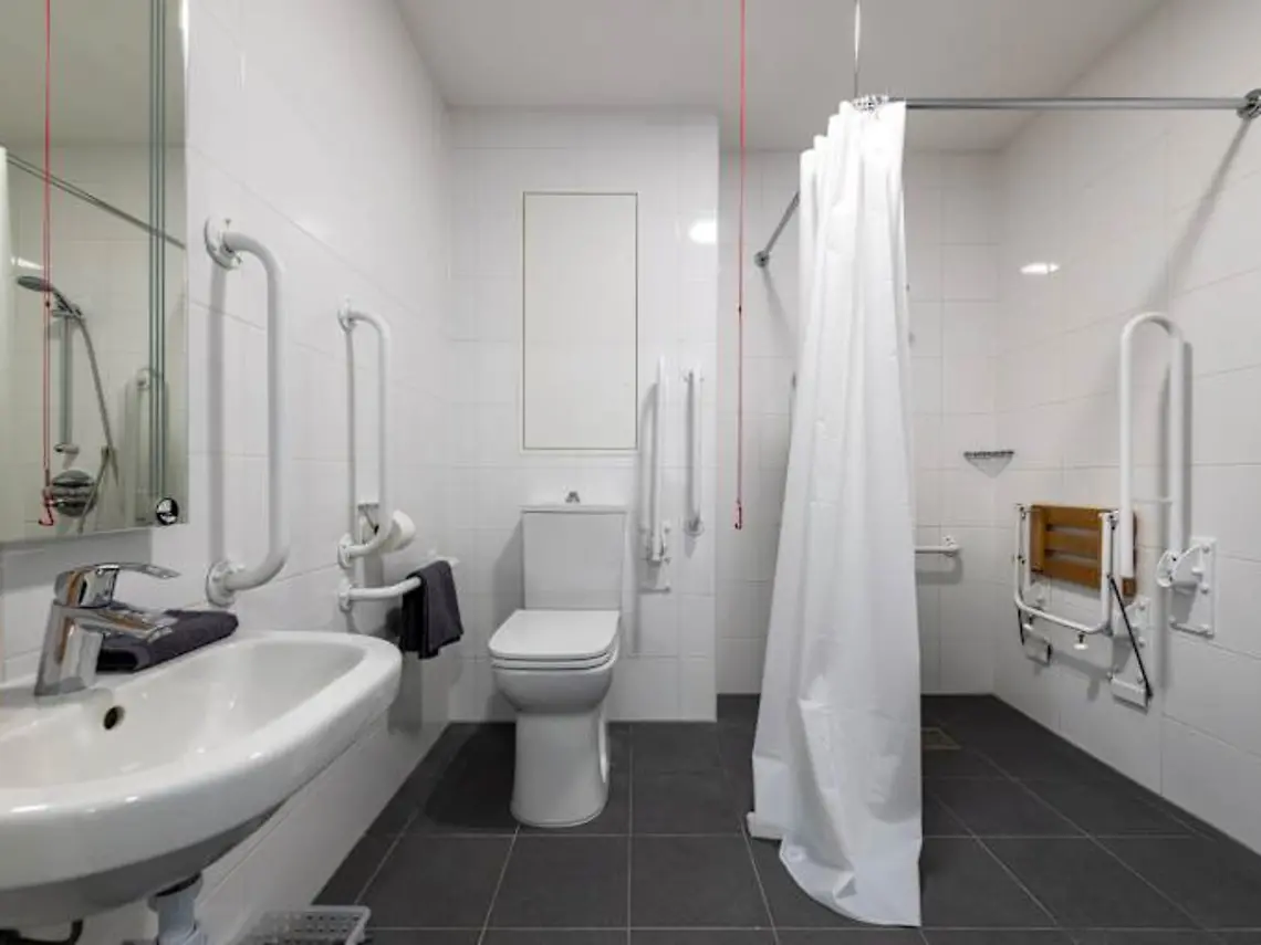 Single Accessible Unit 5