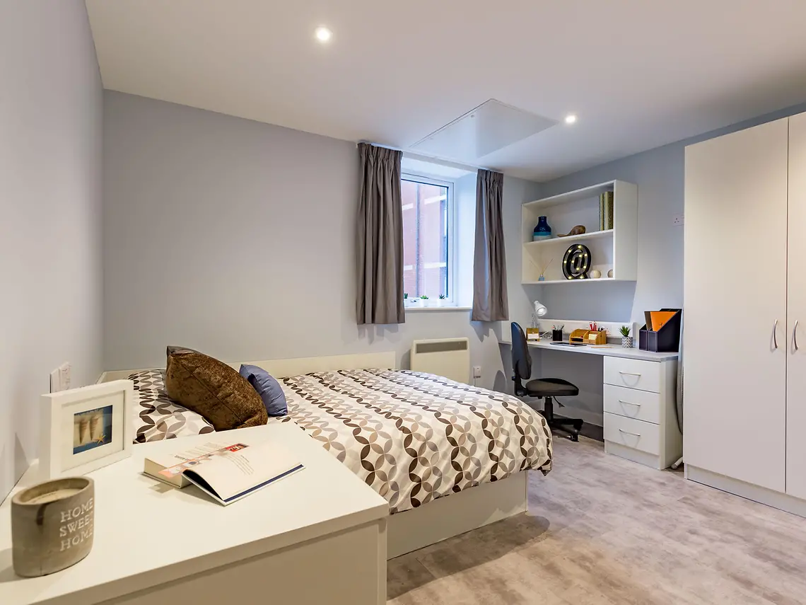 5 Bed Standard Studio Unit 5