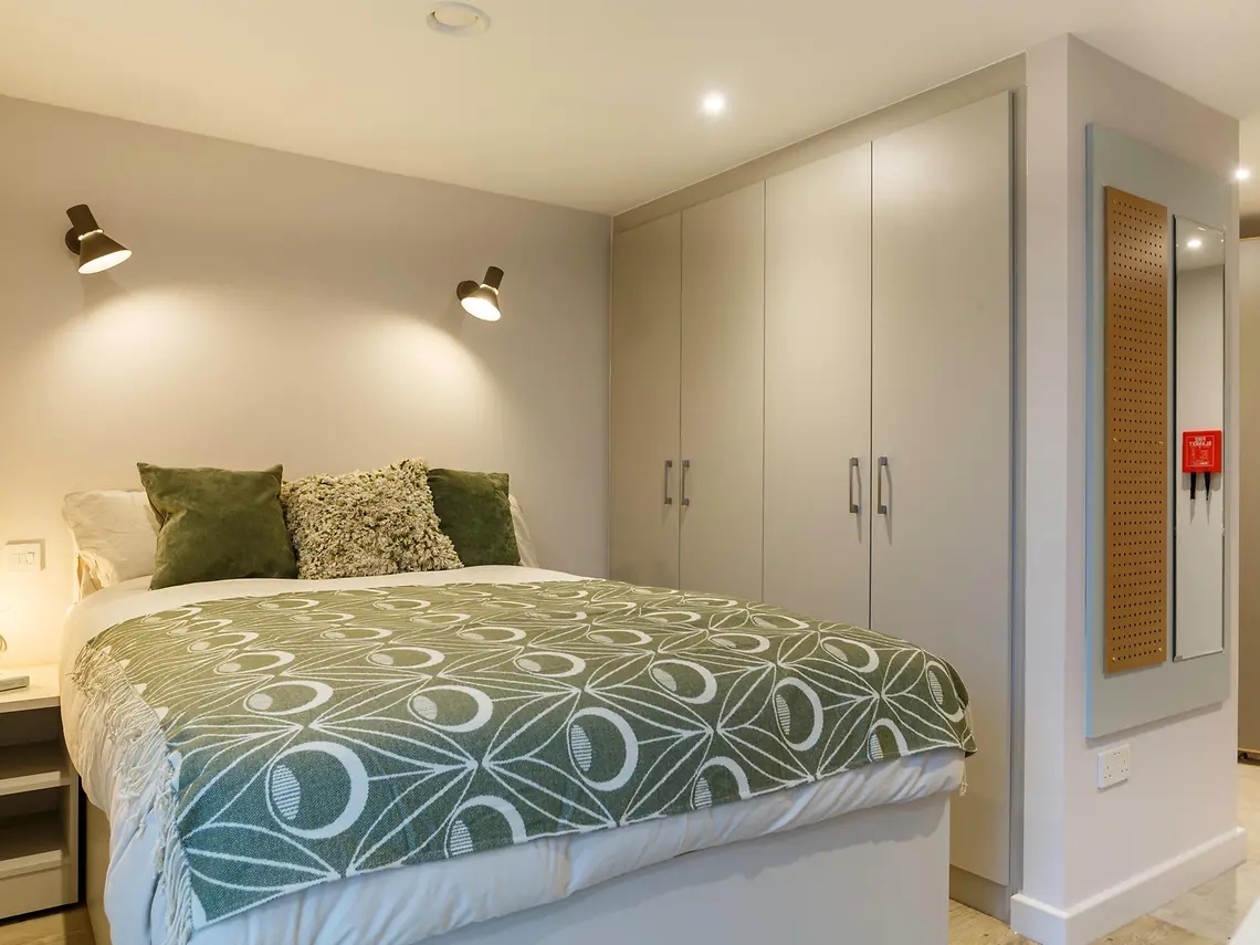 Premium One Bed Apartment Unit 5