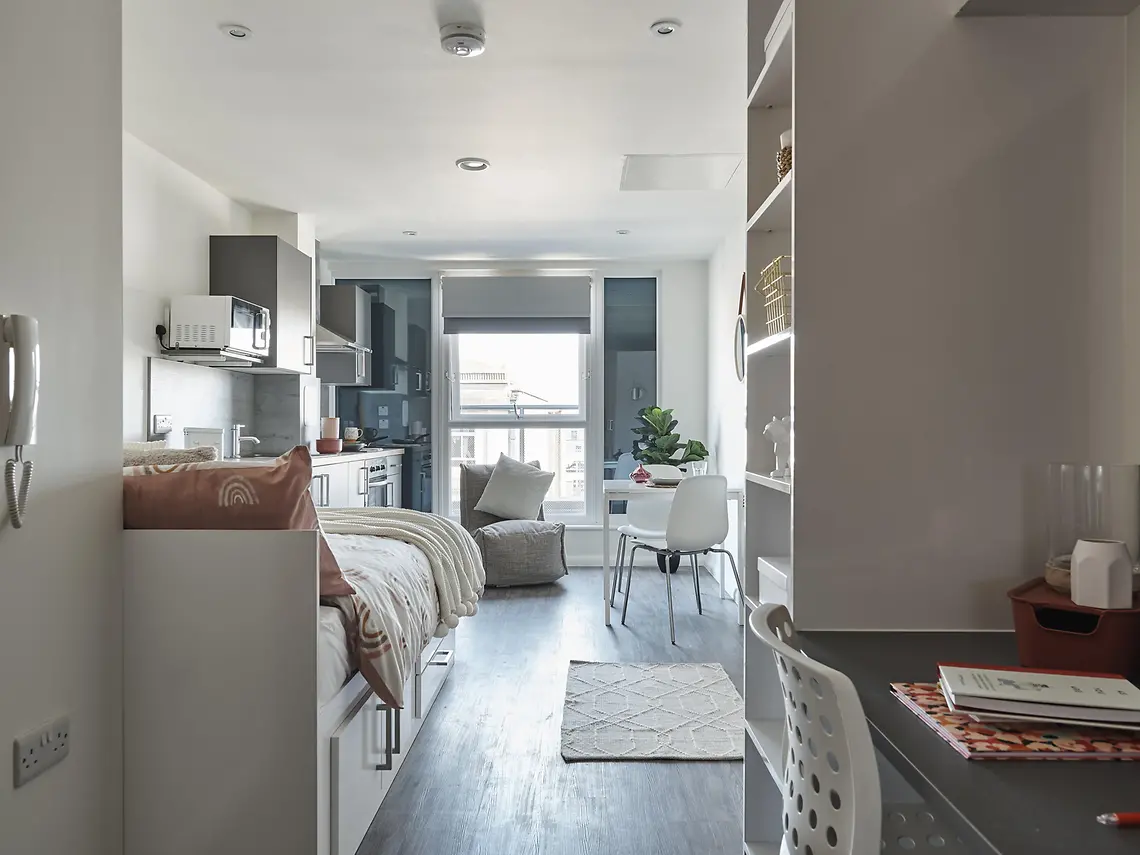 Premium Studio (Floors 1 & 2) Unit 5