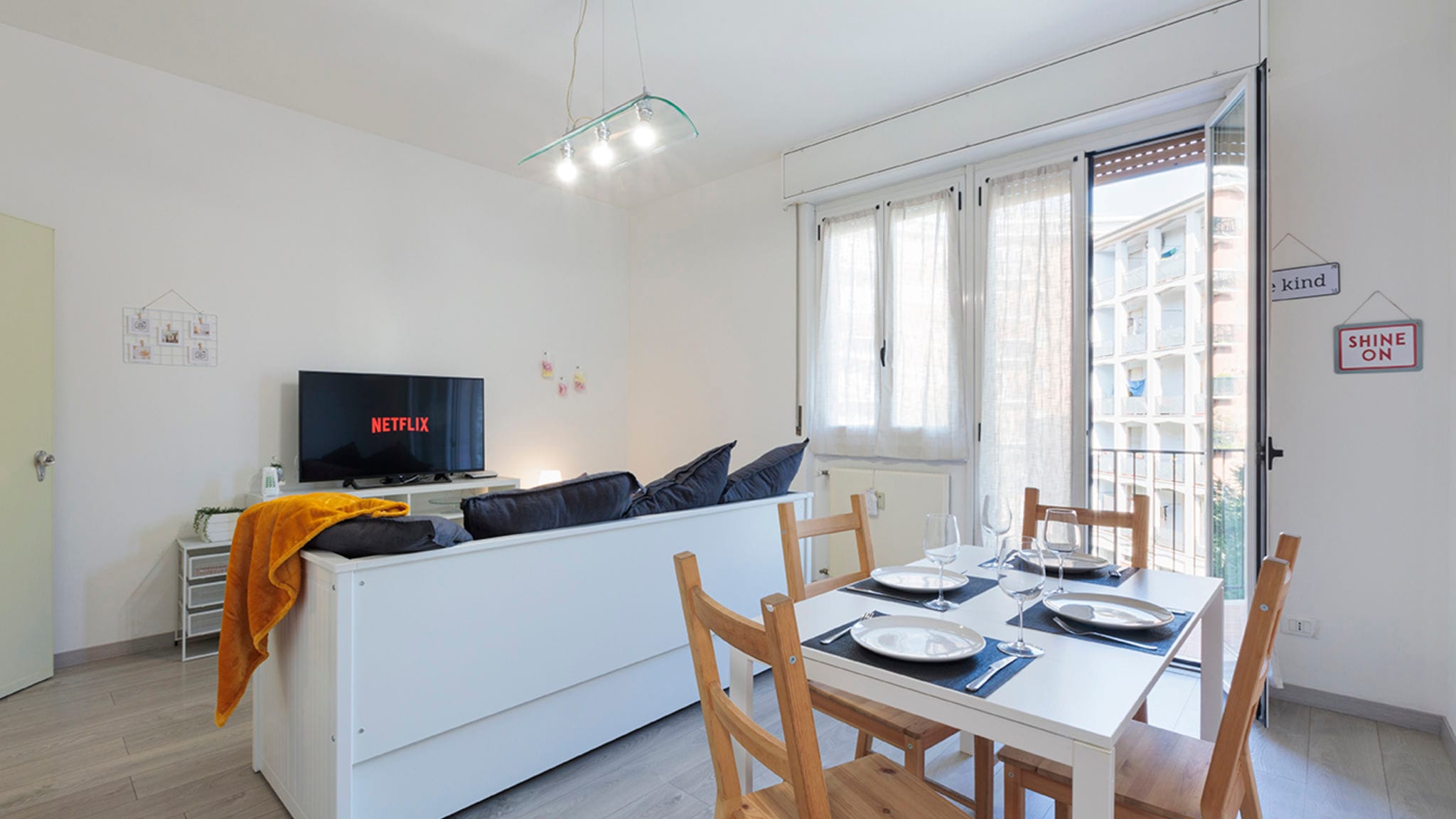 White Pearl BGY Station