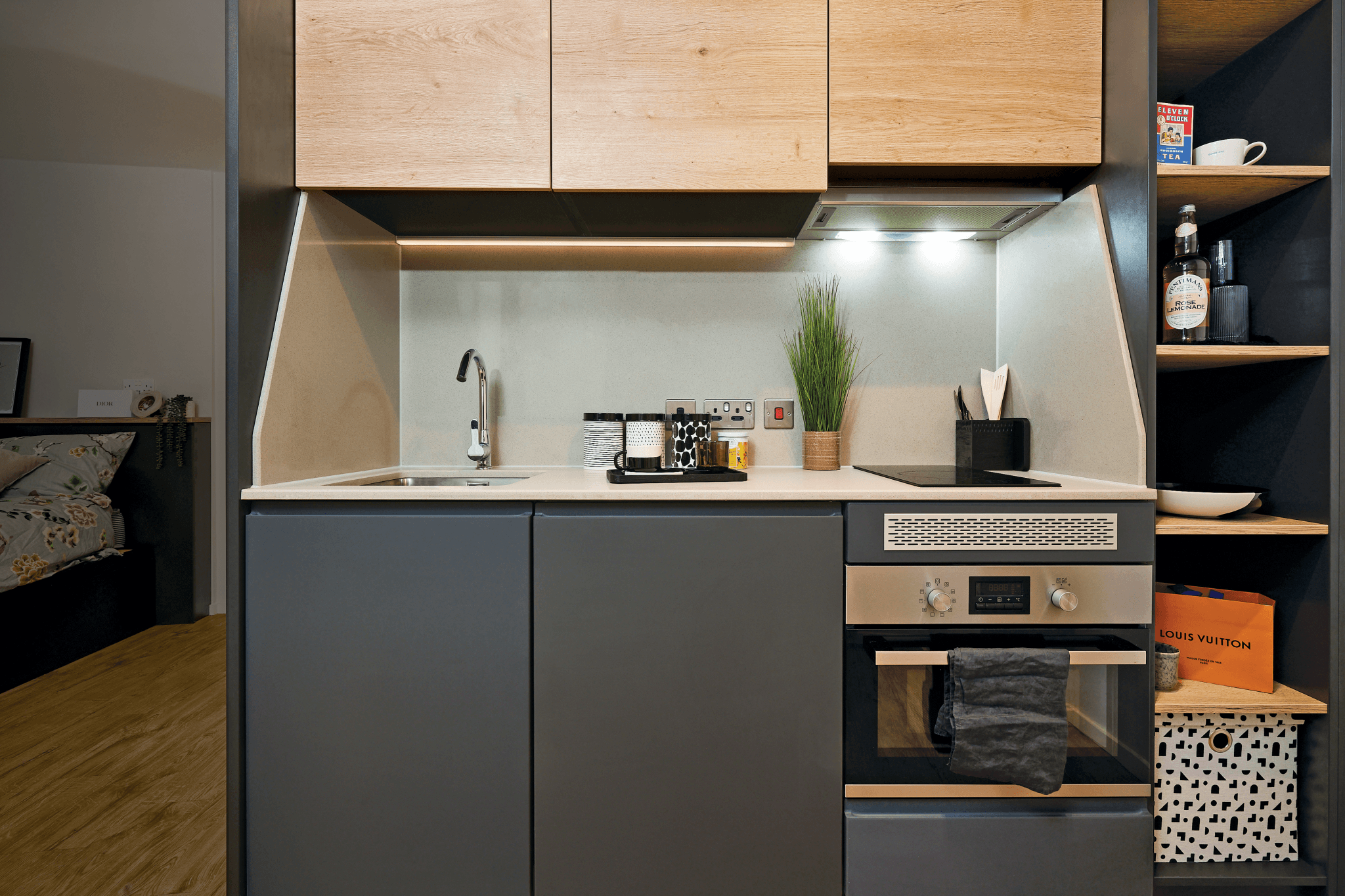 VSY-AP32 — Premium (2025 / 26)