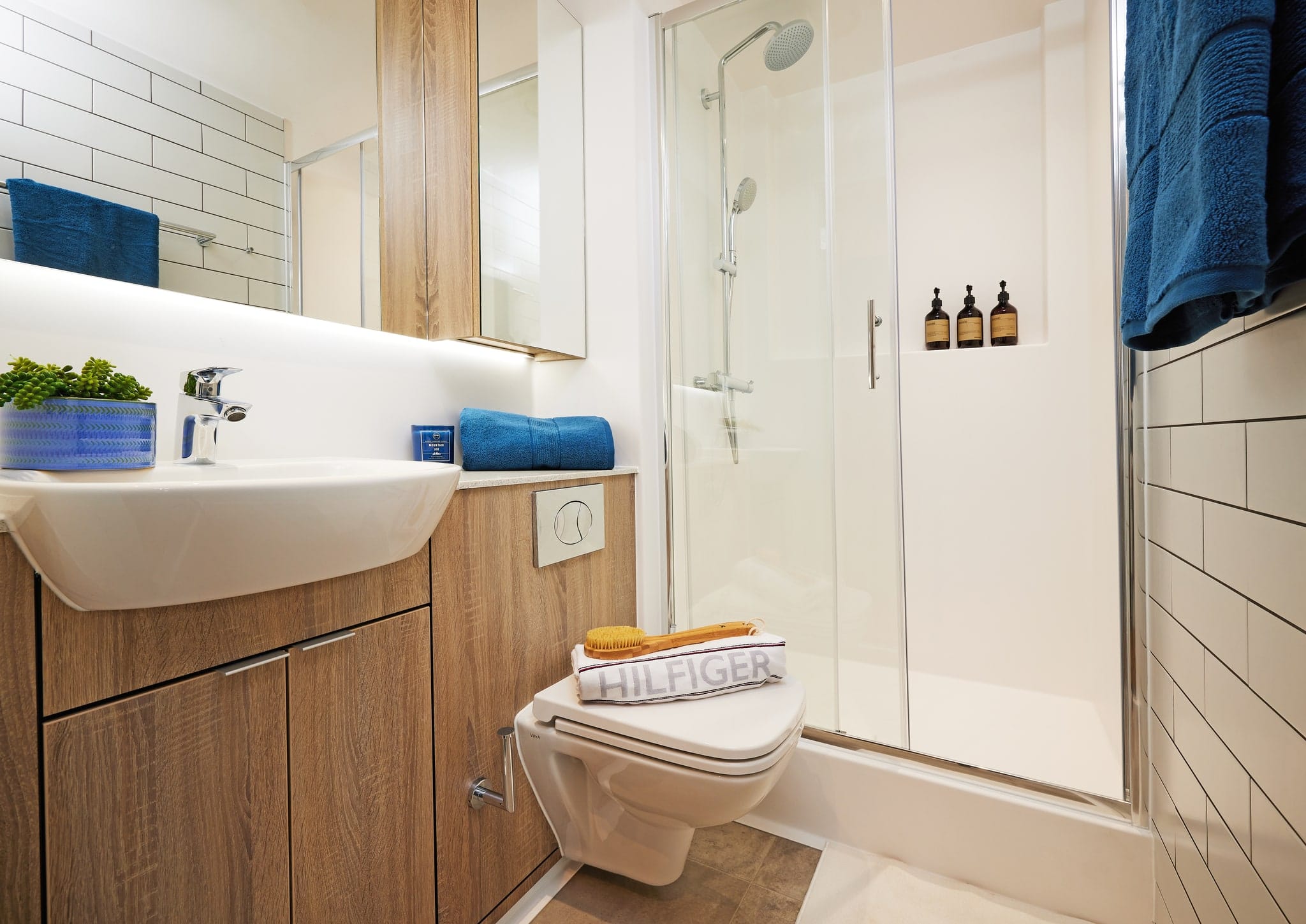 CT-A410 — Premium Plus (2026 / 27)