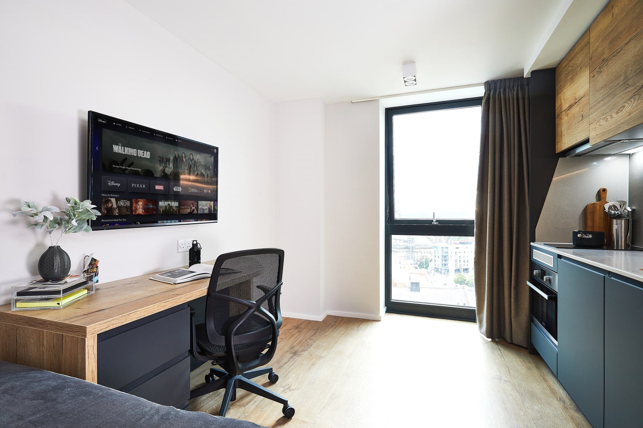 VSL2-817 — Classic Plus (2026 / 27)