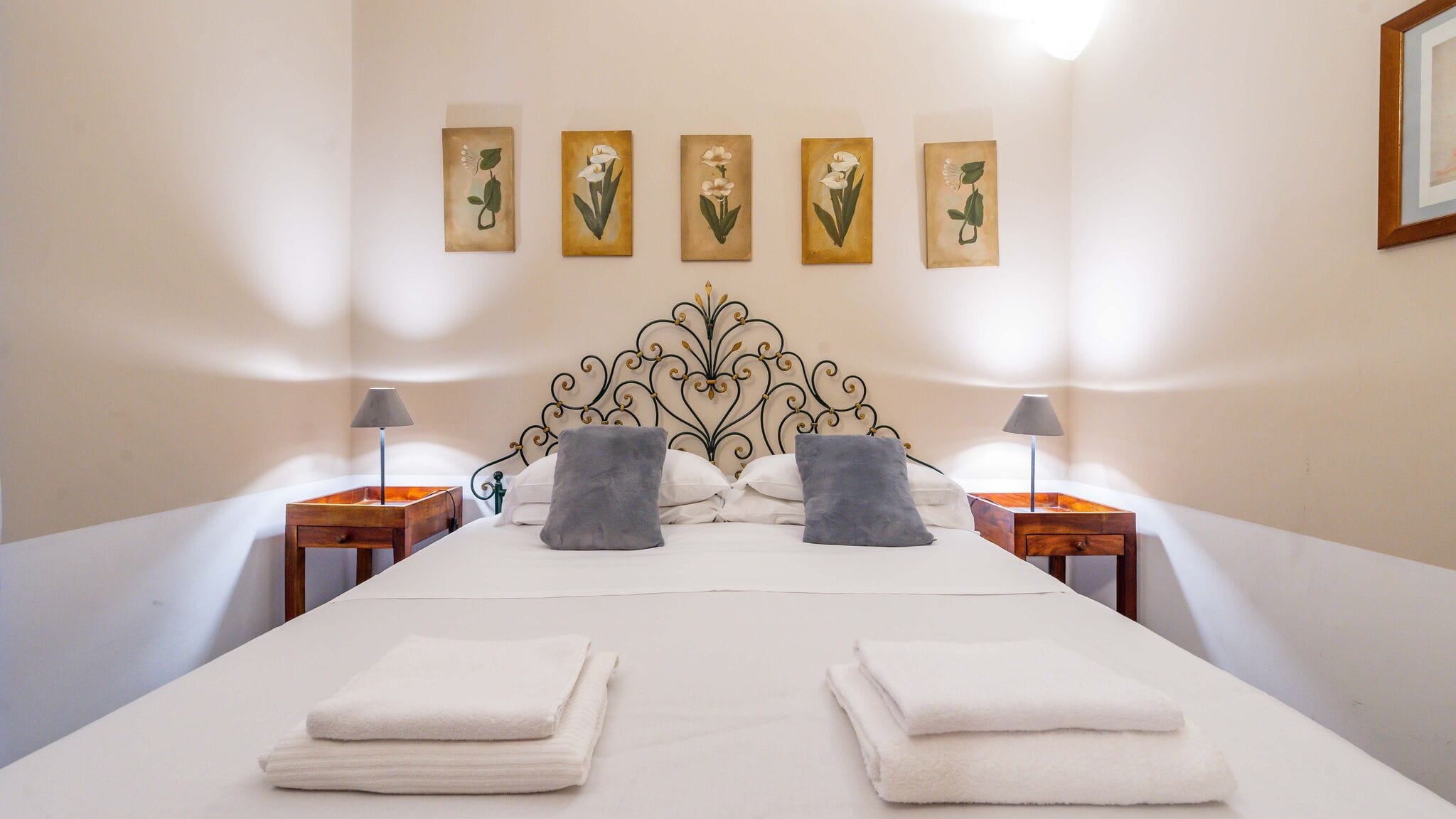 3 House - 5C by Ghor