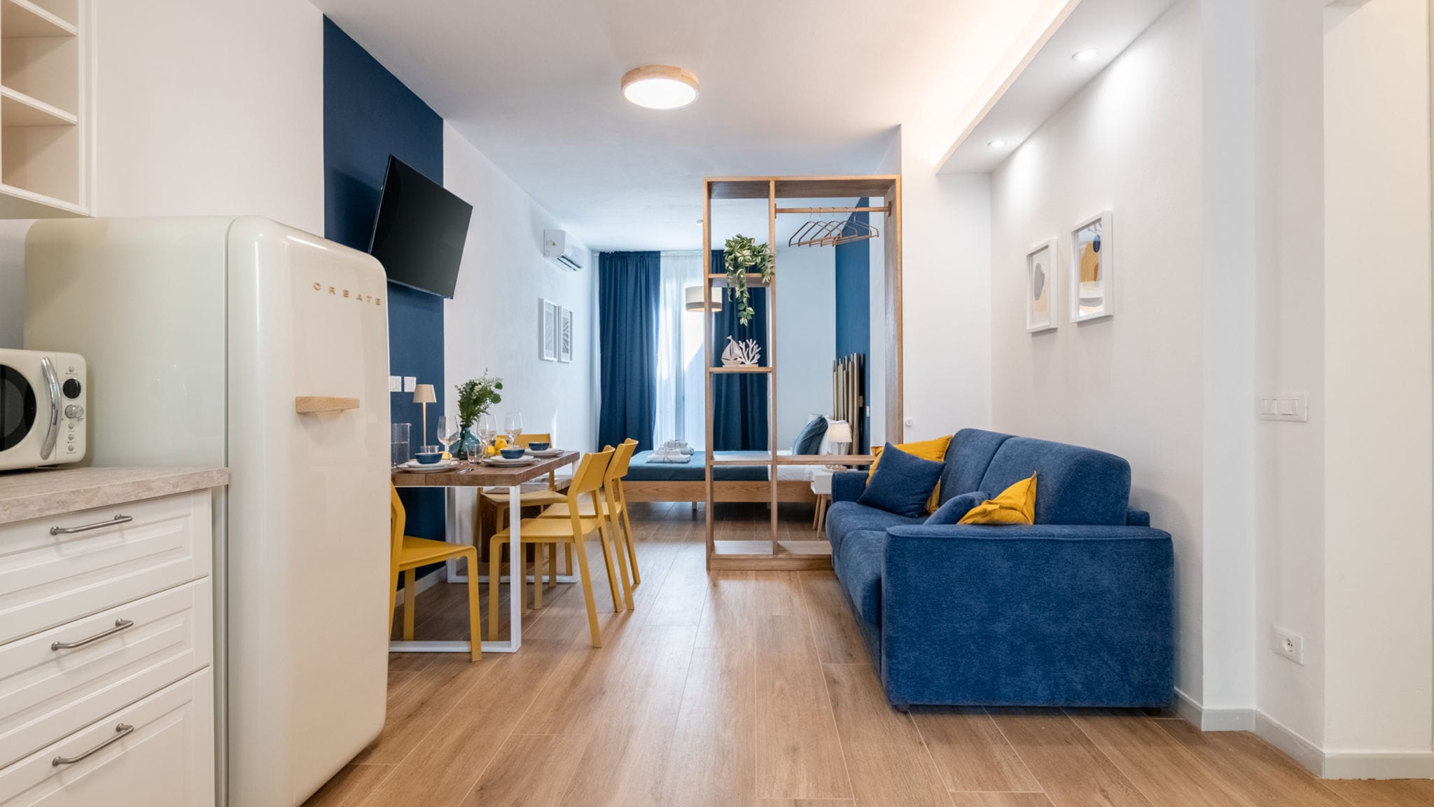 Taro's Blue Sea Apartment by Pleiades Home